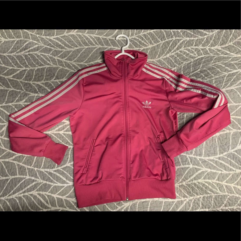 Women’s size medium adidas pink zip up sweater in good condition